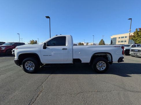 Used 2025 Chevrolet Silverado 3500 W/T image 10