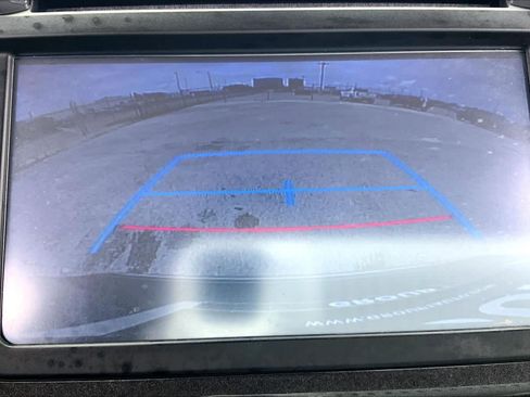 Used 2017 Toyota 4Runner TRD Off-Road Premium AWD/4WD image 26