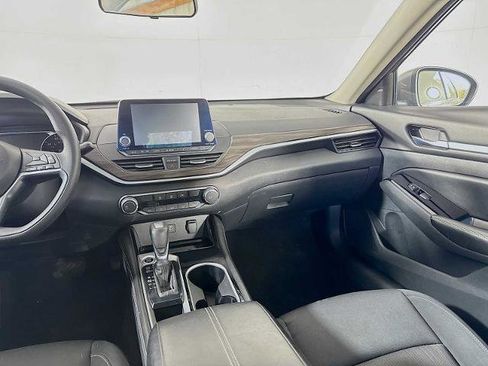 Certified 2023 Nissan Altima 2.5 SV FWD image 20