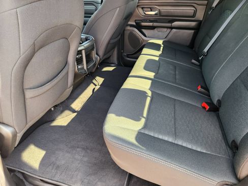 New 2026 RAM 1500 Express AWD/4WD image 23