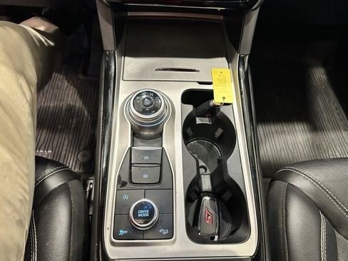 Used 2022 Ford Explorer ST w/ ST Street Pack image 13