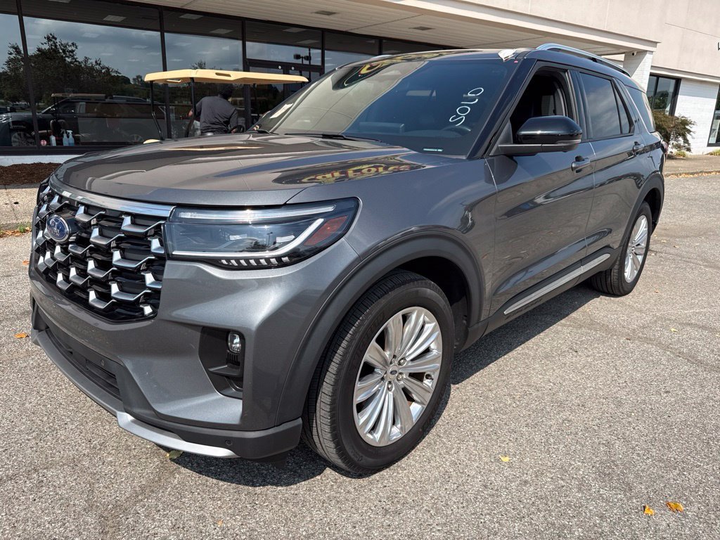 Used 2025 Ford Explorer Platinum w/ LUX Leather Package AWD/4WD image 7
