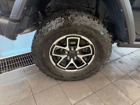 Used 2024 Jeep Wrangler Unlimited Rubicon image 54