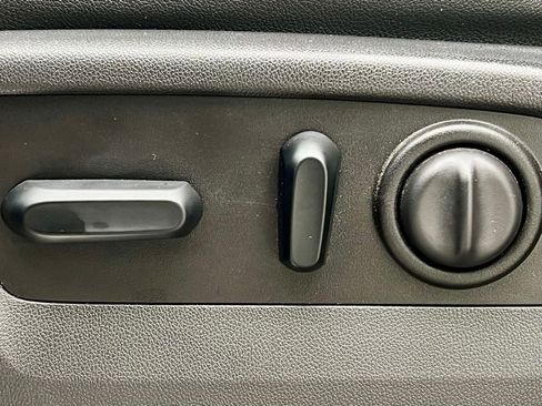 Used 2021 Chevrolet Silverado 1500 LTZ w/ LTZ Premium Package image 30