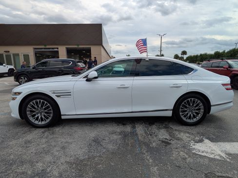 Used 2022 Genesis G80 2.5T image 7
