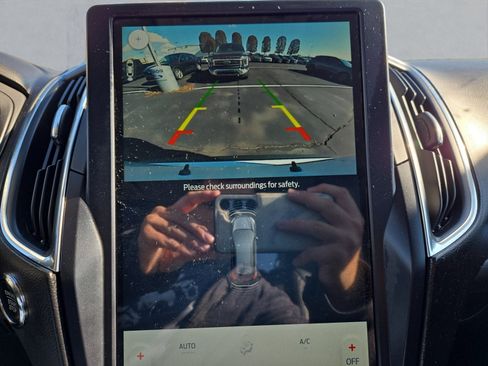 Certified 2024 Ford Edge Titanium w/ Equipment Group 301A image 19