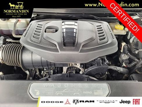 Certified 2023 Jeep Wagoneer L Series II AWD/4WD image 20