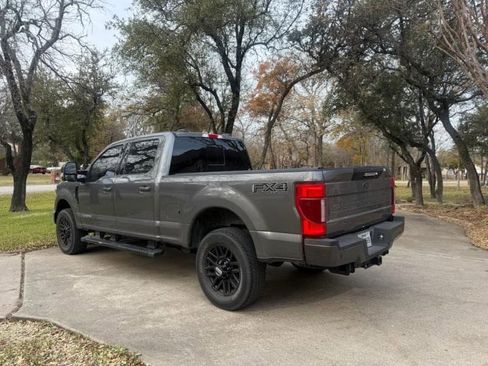 Used 2021 Ford F250 Lariat image 2