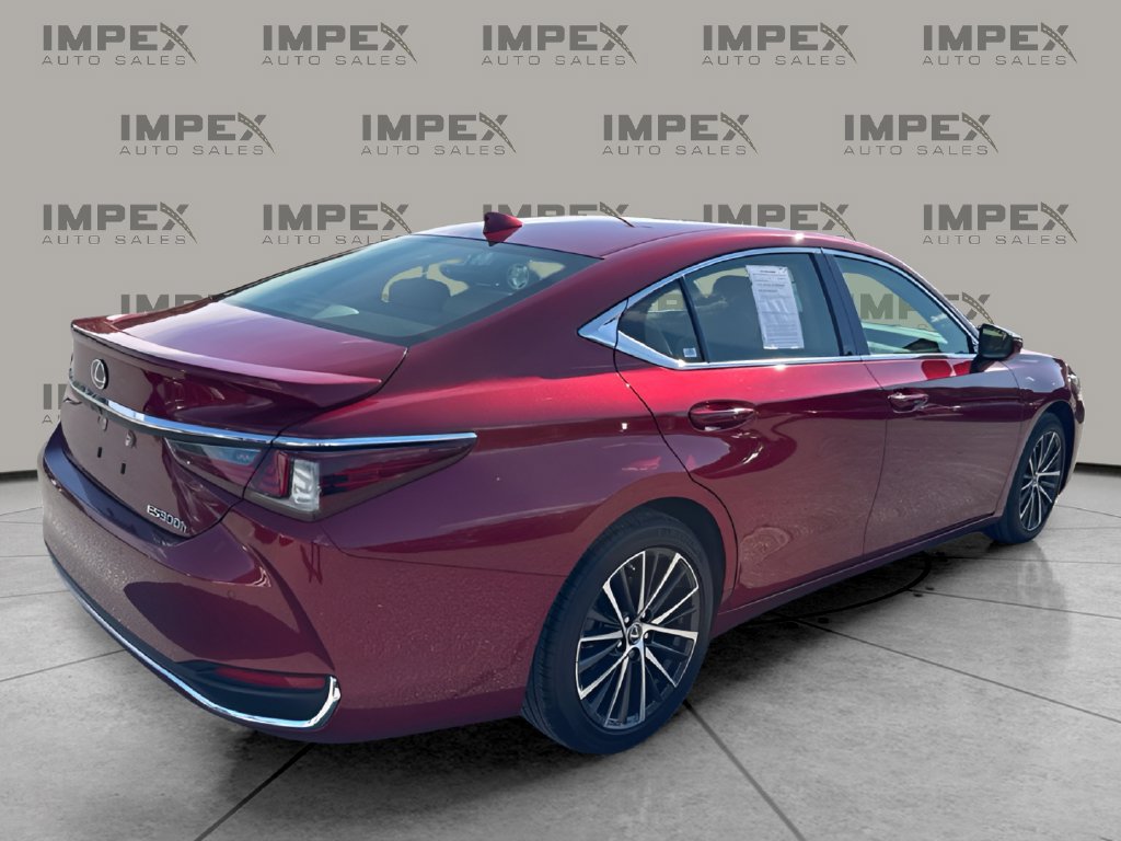 Used 2022 Lexus ES 300h w/ Premium Package FWD image 5