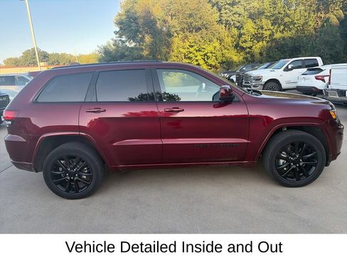 Used 2021 Jeep Grand Cherokee Laredo X AWD/4WD image 7