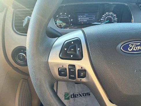 Used 2018 Ford Taurus SE FWD image 19