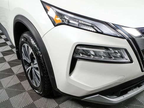 Used 2021 Nissan Rogue SV w/ Premium Package image 36