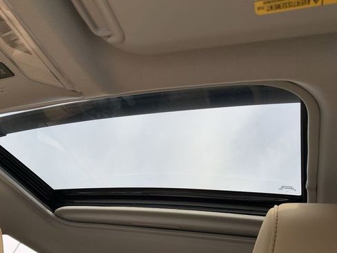 Used 2025 Toyota RAV4 XLE Premium image 29