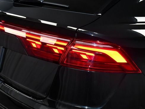 Used 2024 Audi SQ8 Prestige w/ Prestige Package image 98