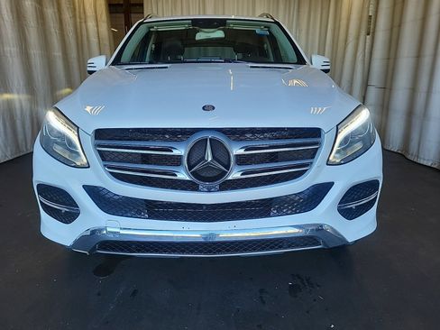 Used 2017 Mercedes-Benz GLE 350 image 2