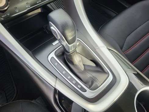 Used 2014 Ford Fusion SE image 20