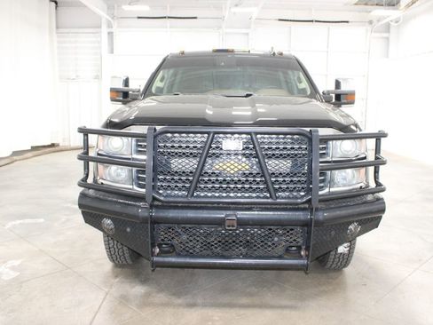 Used 2015 Chevrolet Silverado 3500 High Country w/ Duramax Plus Package AWD/4WD image 3