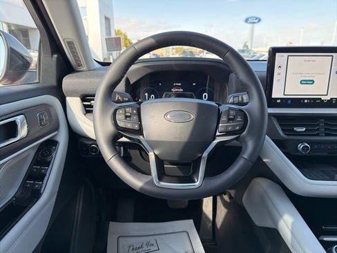 New 2025 Ford Explorer Platinum w/ Ultimate Package image 29