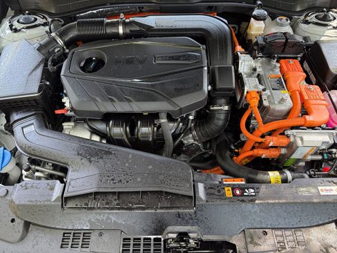 Used 2025 Hyundai Sonata SEL FWD image 30