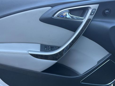 Used 2016 Buick Verano Convenience w/ Driver Confidence Package image 41