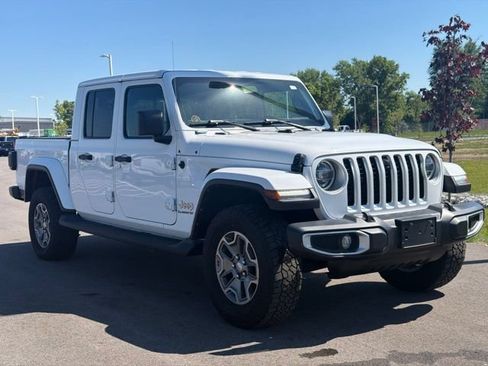Used 2022 Jeep Gladiator Overland w/ LED Lighting Group AWD/4WD image 1