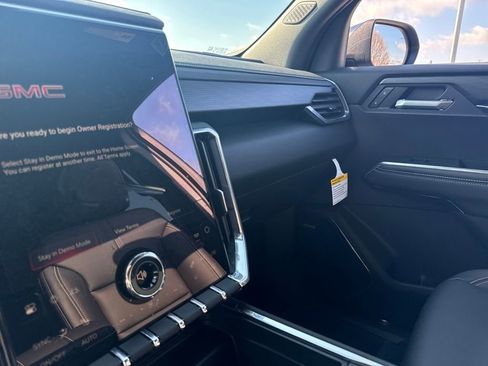 New 2026 GMC Acadia Elevation w/ Super Cruise Package image 19