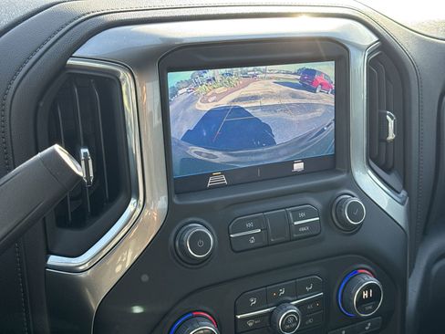 Used 2022 Chevrolet Silverado 1500 RST image 25