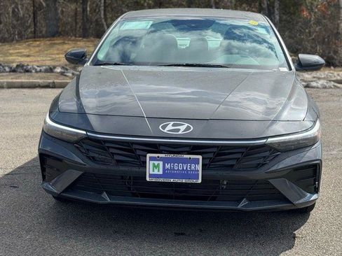 New 2026 Hyundai Elantra Sport FWD image 3