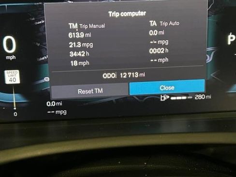 Certified 2024 Volvo XC90 B6 Ultimate w/ Protection Package Premier image 11