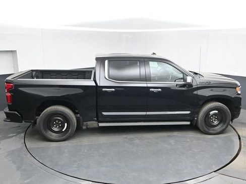 New 2026 Chevrolet Silverado 1500 High Country AWD/4WD image 45