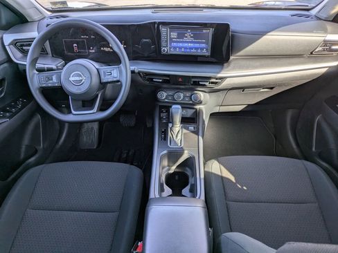 Certified 2025 Nissan Kicks S image 16