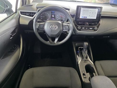 Used 2024 Toyota Corolla LE FWD image 11