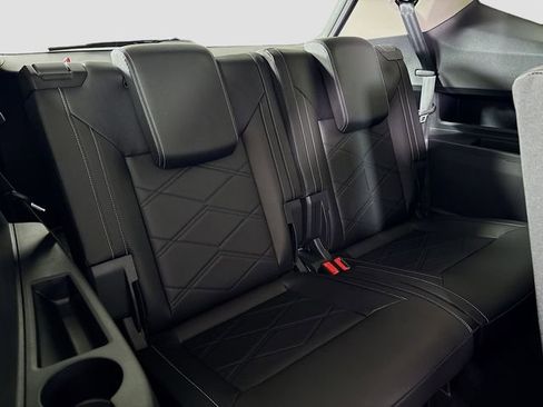 New 2026 Volkswagen Atlas SE image 27