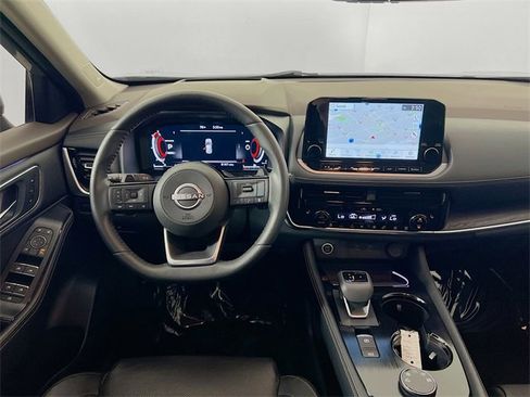 Used 2023 Nissan Rogue Platinum w/ Platinum Premium Package image 23