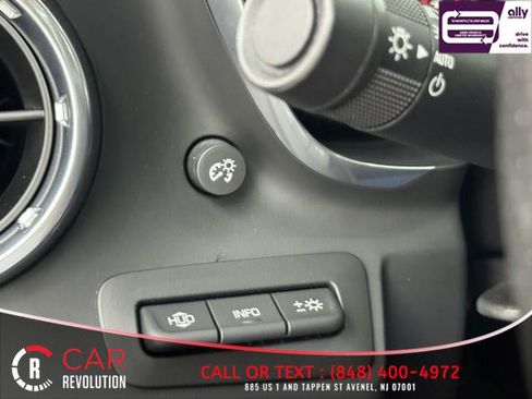 Used 2017 Chevrolet Camaro SS image 39