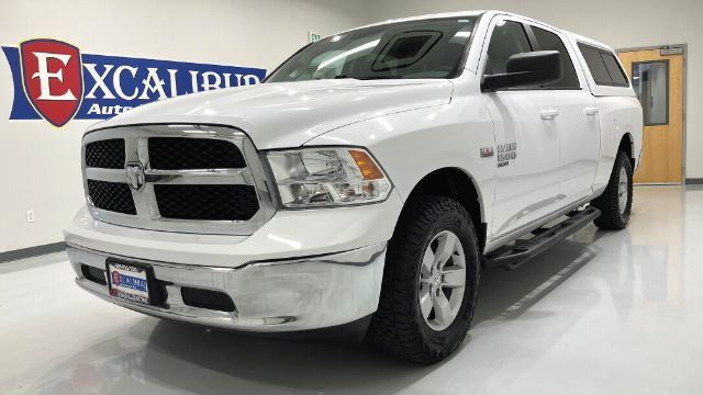 Used 2020 RAM 1500 Classic SLT AWD/4WD image 16