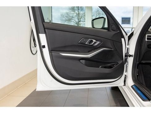 New 2026 BMW 330i xDrive Sedan w/ Premium Package image 52