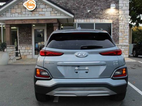 Used 2021 Hyundai Kona Limited w/ Cargo Package image 6