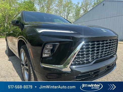 Used 2025 Buick Enclave Avenir w/ Super Cruise Package AWD/4WD image 6