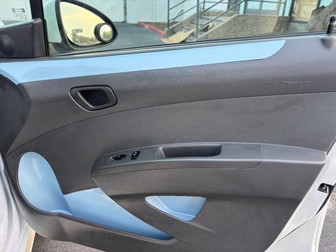 Used 2014 Chevrolet Spark LT image 17