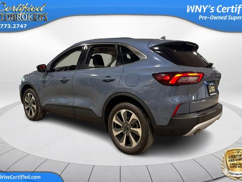 Used 2025 Ford Escape Platinum AWD/4WD image 8