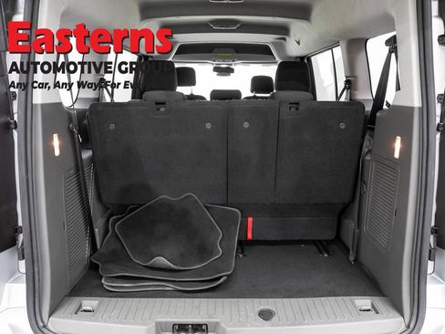 Used 2021 Ford Transit Connect XLT FWD image 9