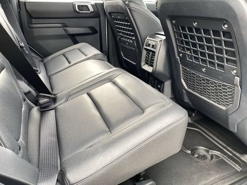 New 2026 Ford Bronco Badlands AWD/4WD image 14