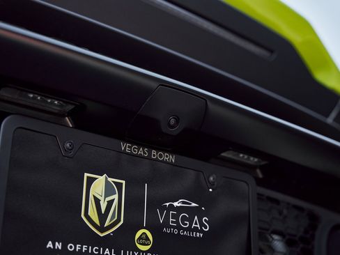 Used 2024 Lamborghini Huracan Sterrato image 17