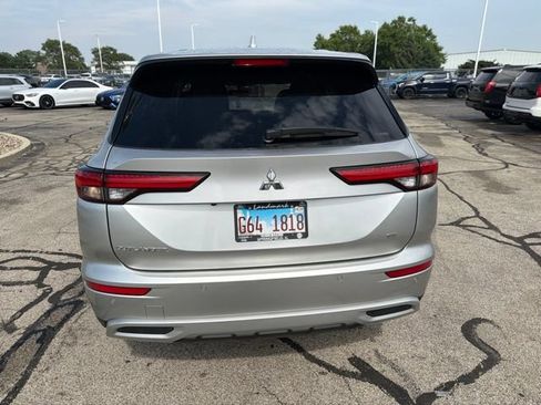 Used 2023 Mitsubishi Outlander SE AWD/4WD image 7