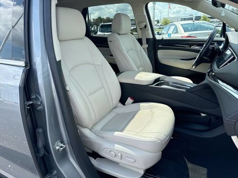 Used 2024 Buick Enclave Essence w/ Experience Buick Package AWD/4WD image 26