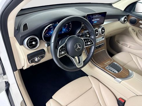 Certified 2022 Mercedes-Benz GLC 300 4MATIC image 9