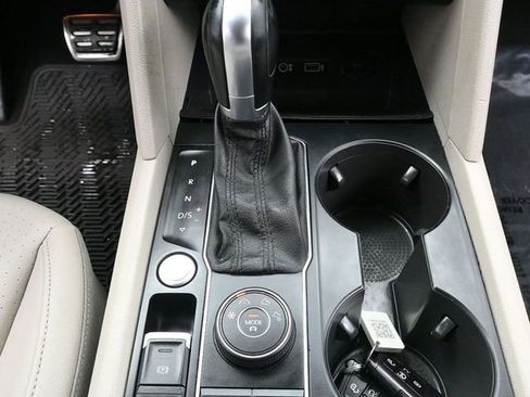 Used 2019 Volkswagen Atlas SE image 19