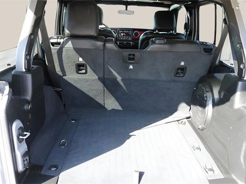 Used 2020 Jeep Wrangler Unlimited Rubicon image 16