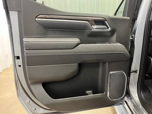 New 2025 GMC Sierra 1500 SLT w/ SLT Premium Package image 13